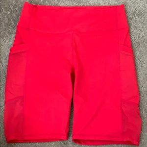 Fabletics Power Hold shorts Size L